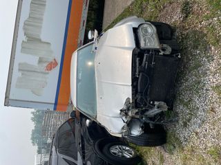 2005 Chrysler 300C - Primary Damage Right Image